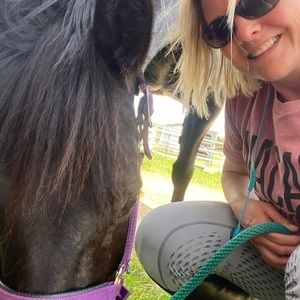 Meet your Posher, Beth